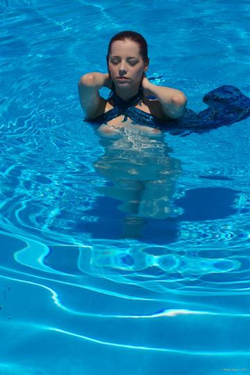 Ariel in Breathtakers set Undine